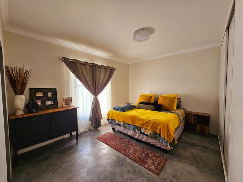 4 Bedroom Property for Sale in Lampiesbaai Western Cape